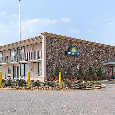 Days Inn By Wyndham Martin Εξωτερικό φωτογραφία