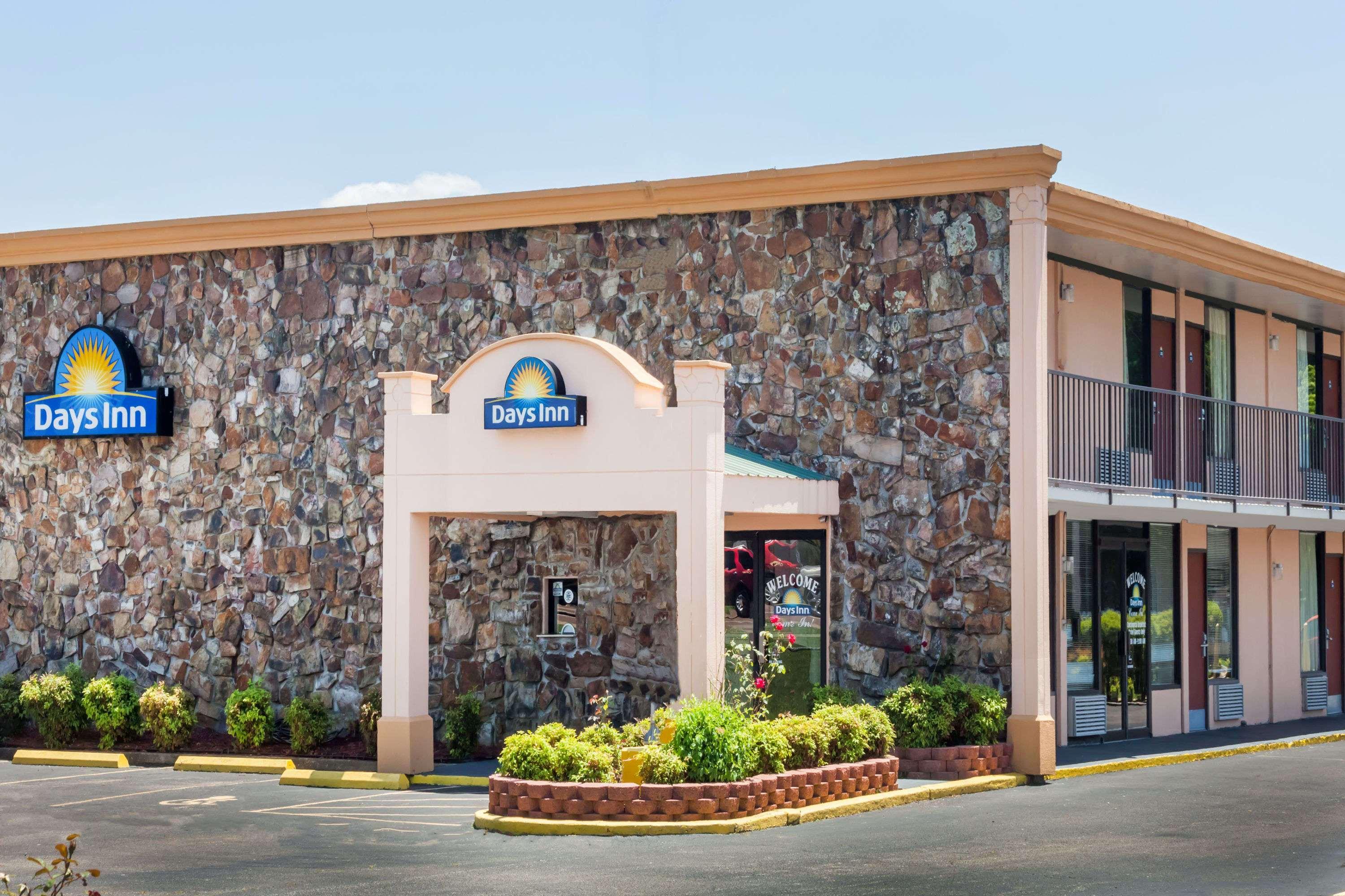 Days Inn By Wyndham Martin Εξωτερικό φωτογραφία